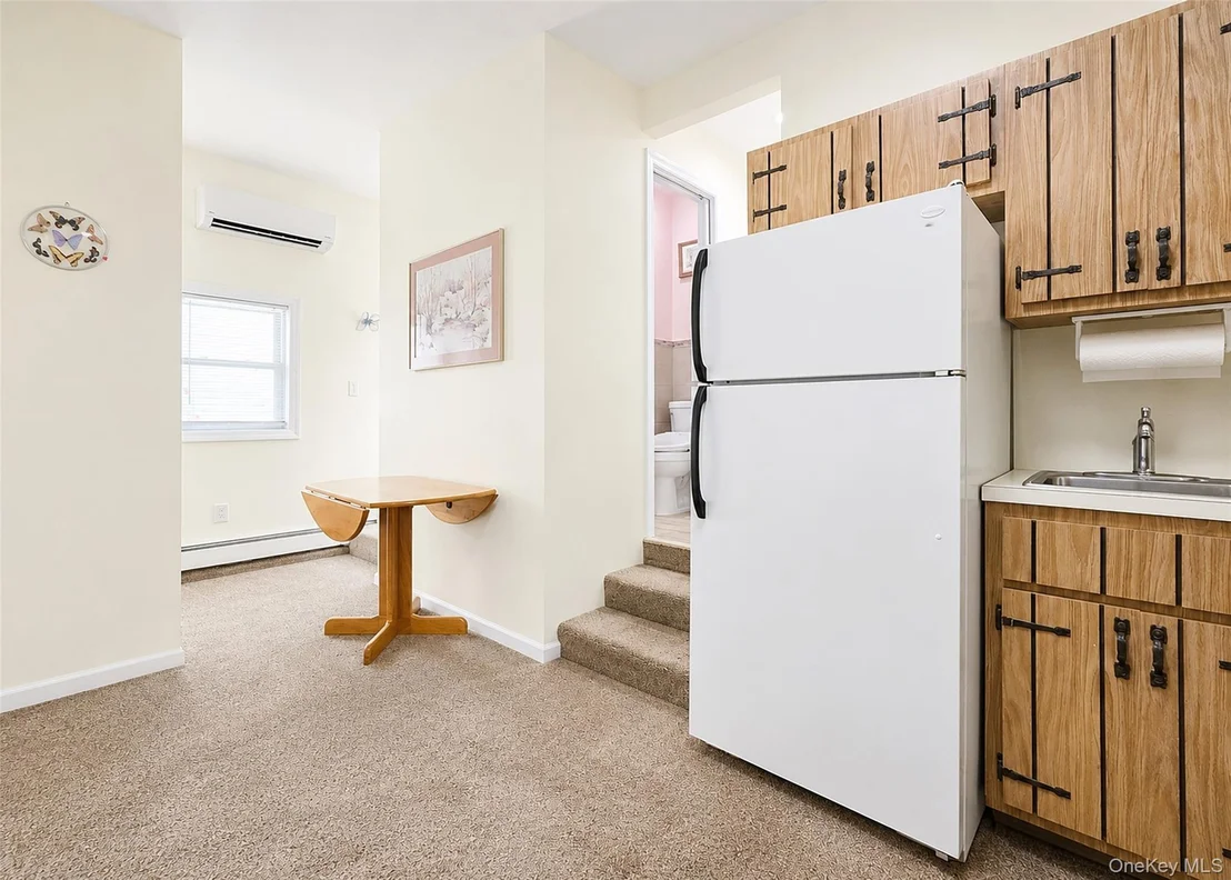Photo of 73 Springmeadow Drive