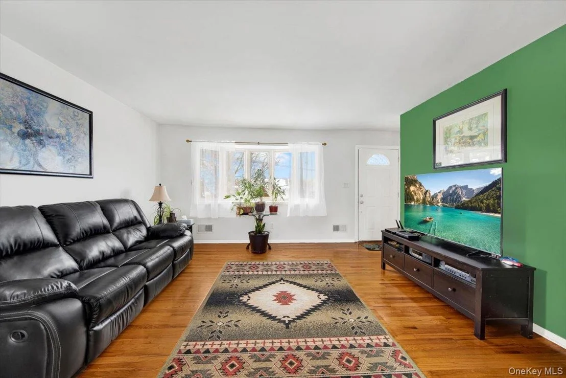 Photo of 32 Highland Avenue
