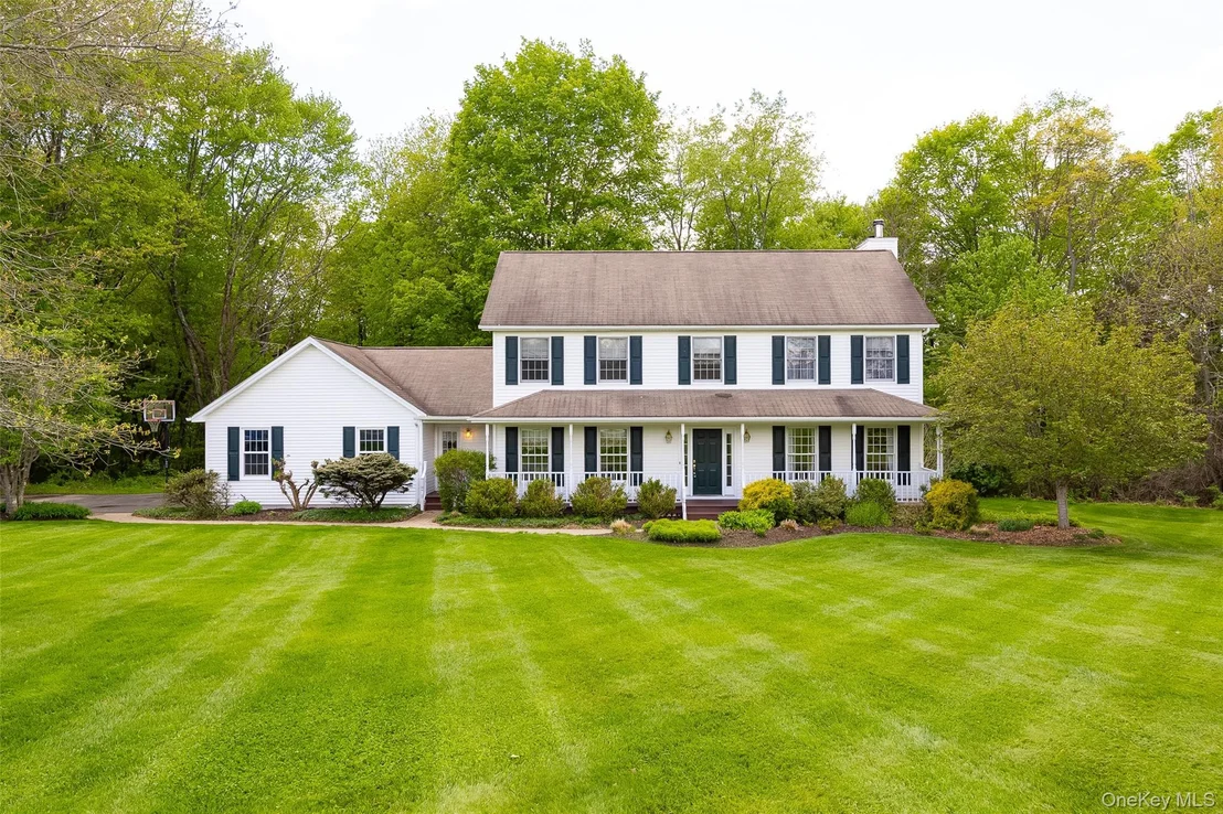 Photo of 76 Rockledge Drive