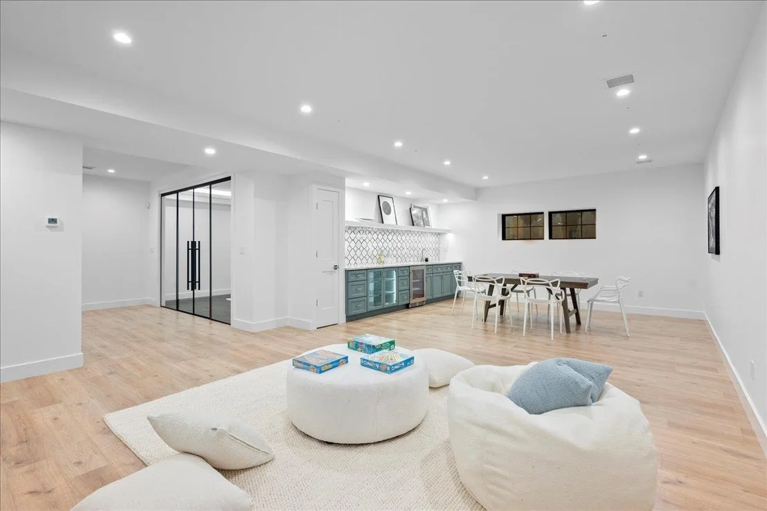 Photo of 12 Fairway Avenue