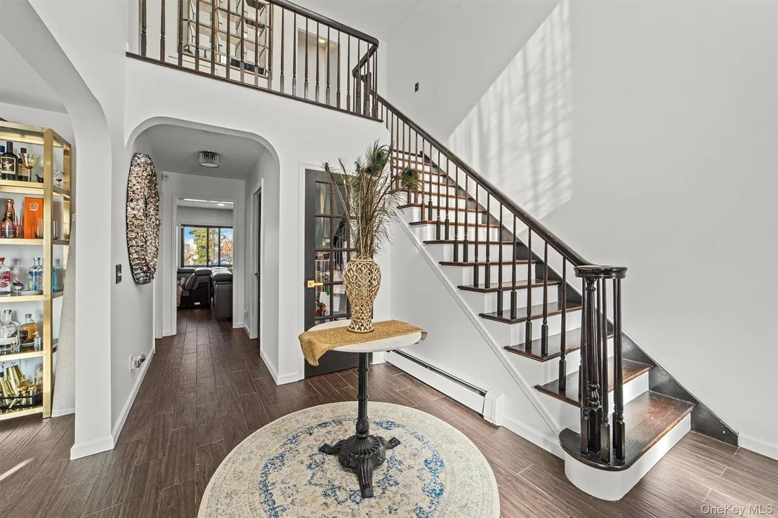 Photo of 21 Pershing Avenue