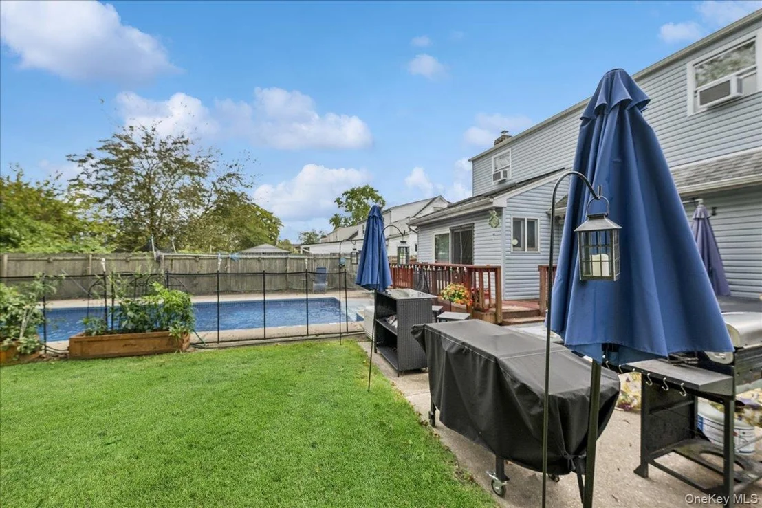 Photo of 27 Mell Drive