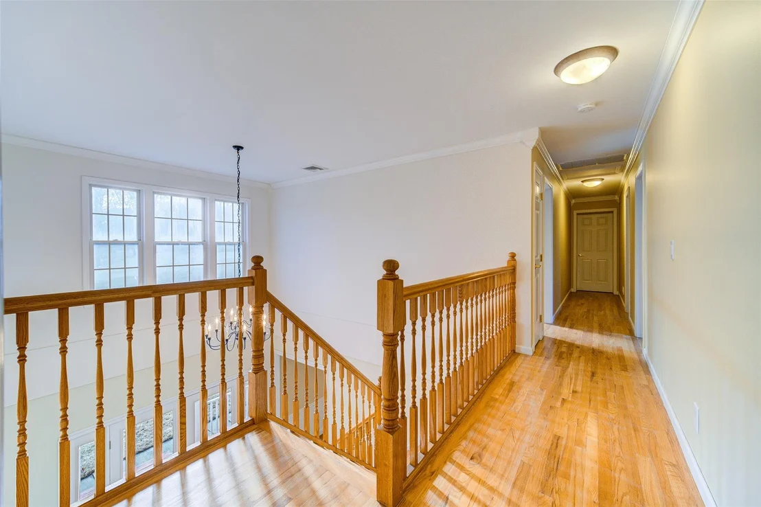 Photo of 16 Pheasant Run Road