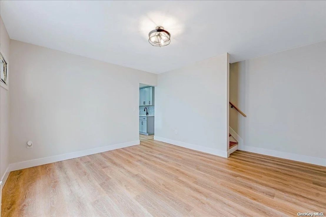 Photo of 3639 Provost