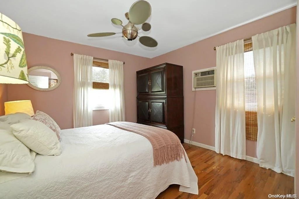 Photo of 140 Cornell Drive
