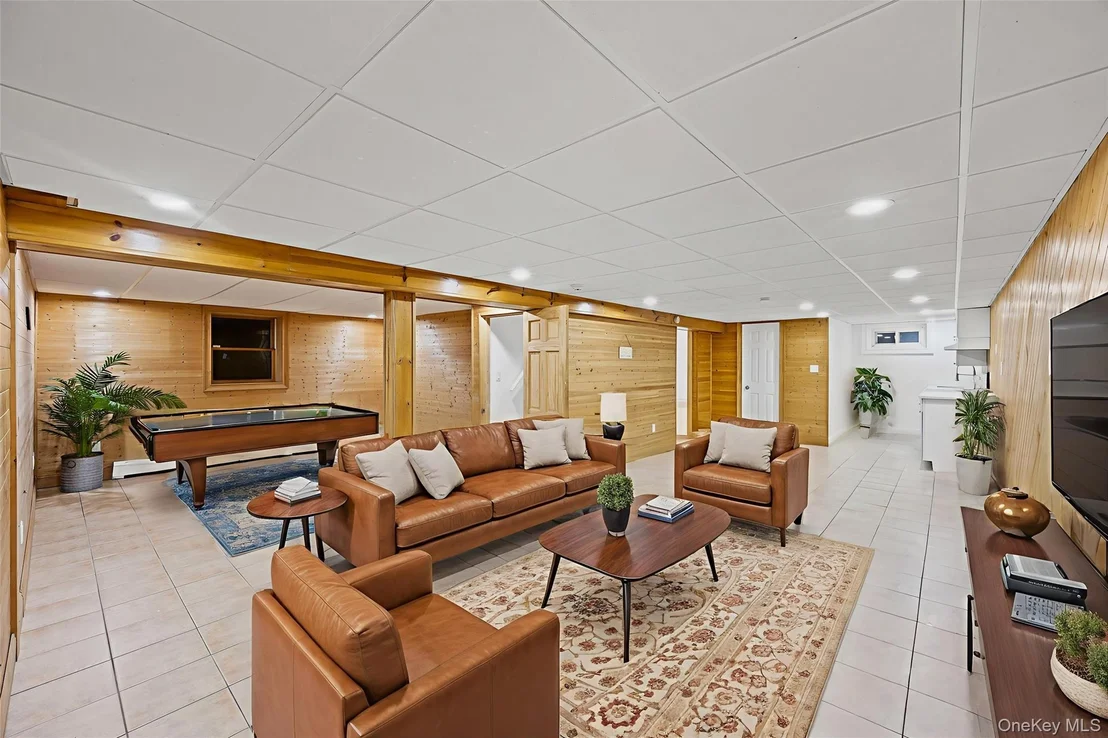 Photo of 187 Audwin Drive