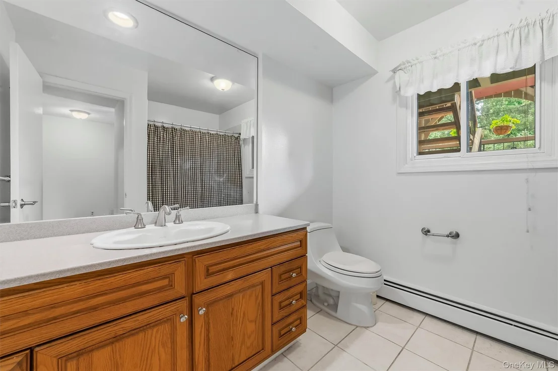 Photo of 101 Eagle Bay Drive