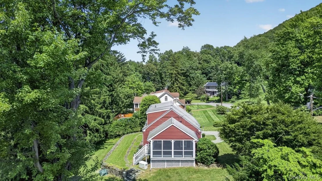 Photo of 17 Pleasant View Avenue