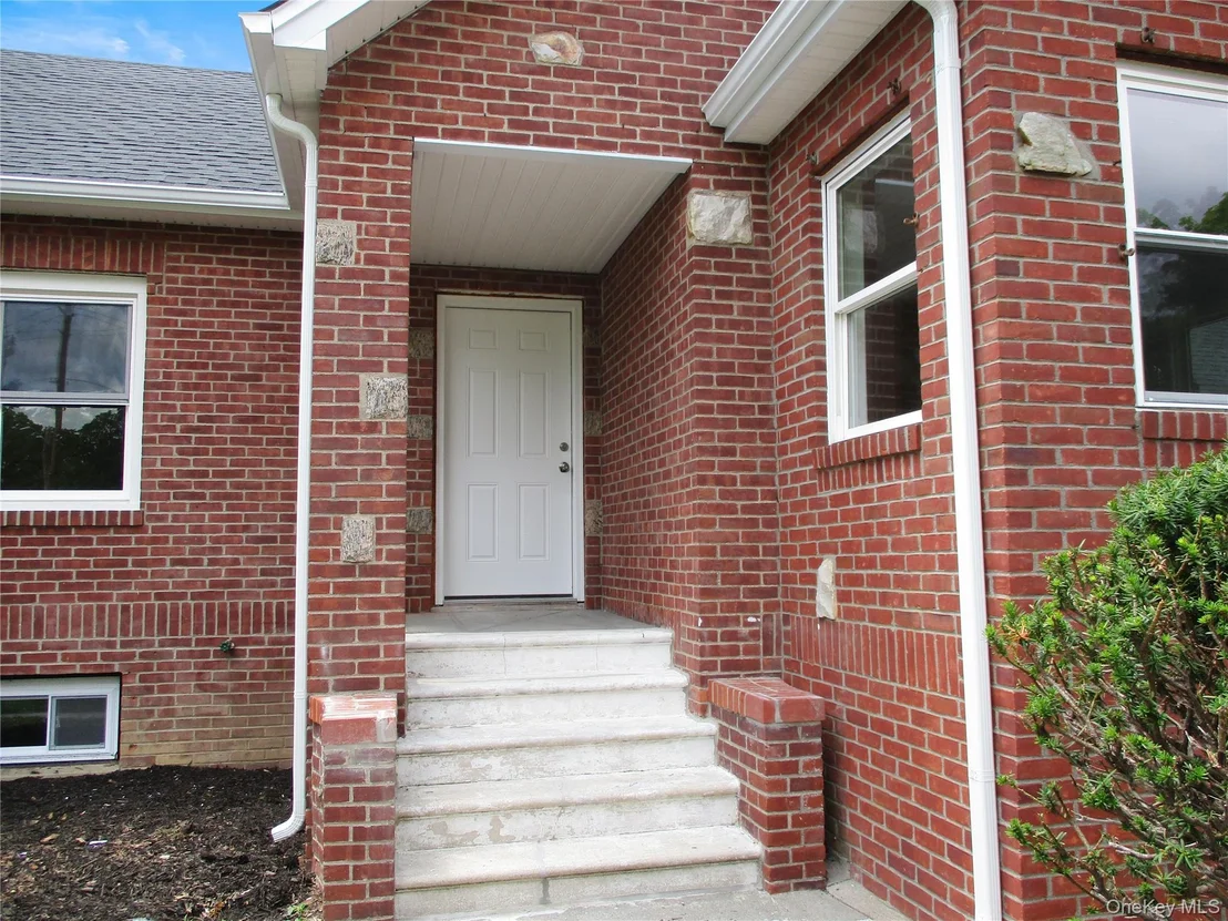Photo of 554 Mill Road