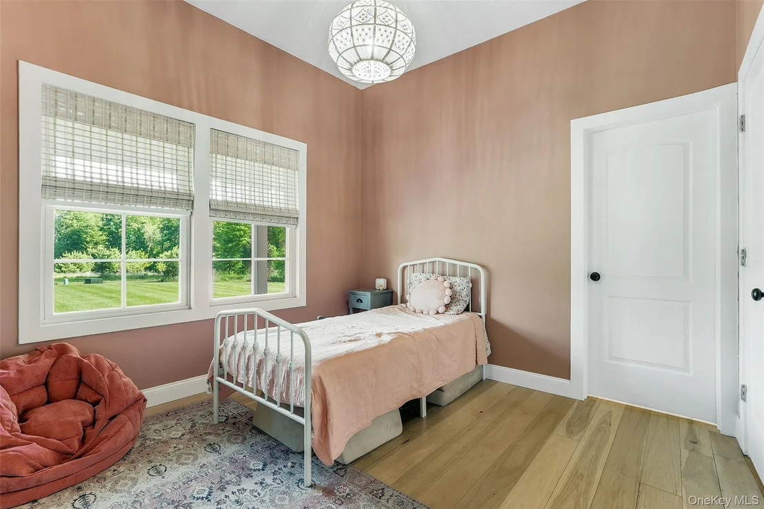 Photo of 18 Barnstormer Lane