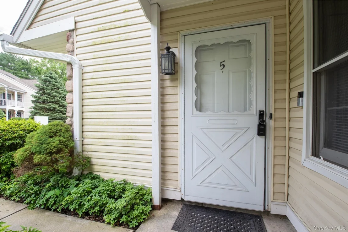 Photo of 5 Spruce Ridge Drive