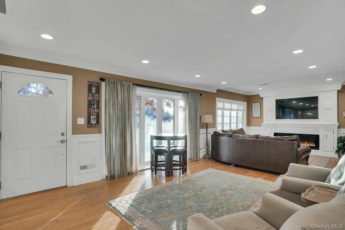 Photo of 22 Schuyler Drive