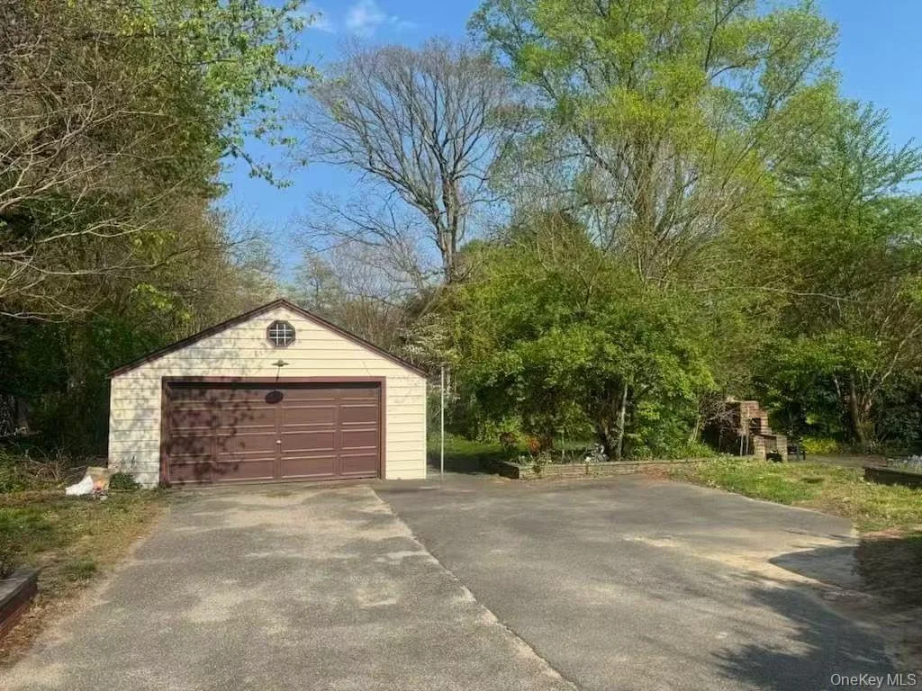 Photo of 99 Rustic Road