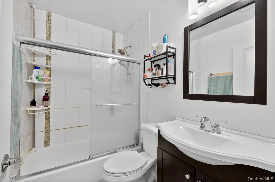 Photo of 6 Holly Lane
