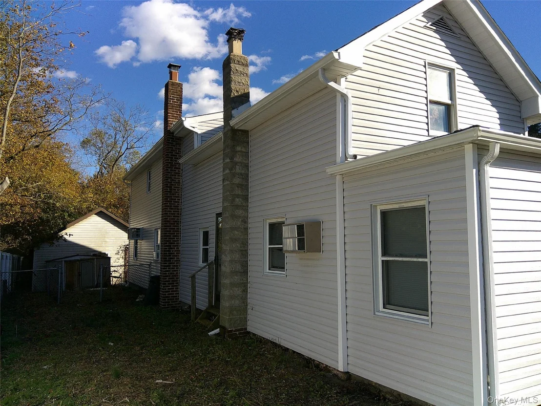 Photo of 145 Conklin Avenue