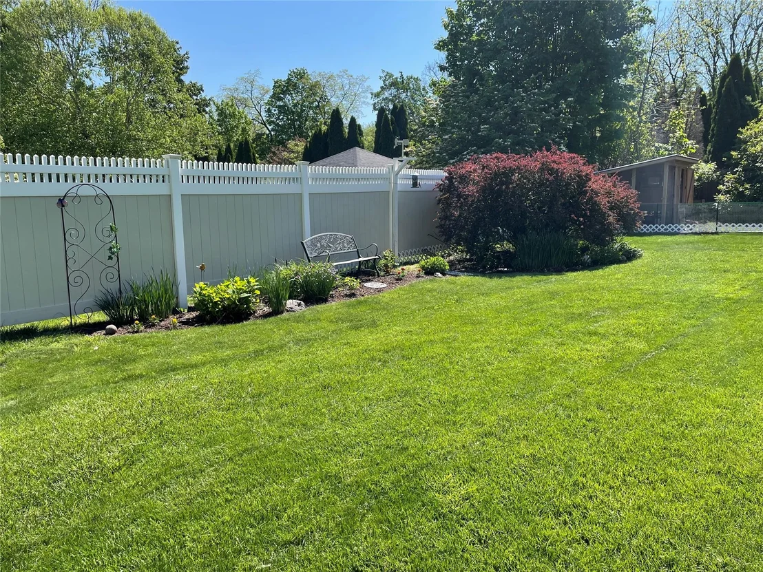 Photo of 21 Hasbrouck Avenue