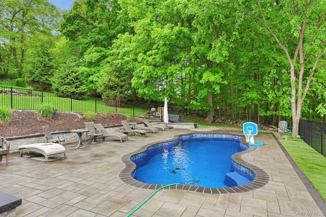 Photo of 76 Eleanor Drive