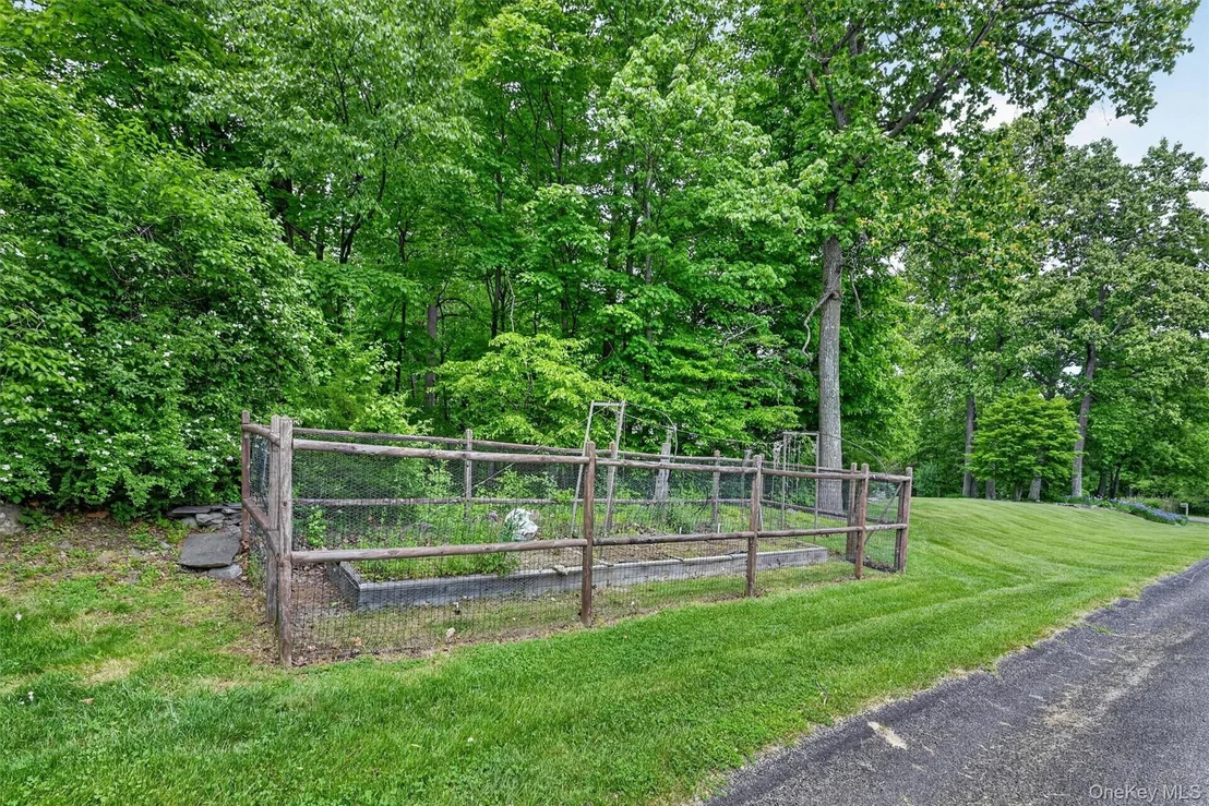 Photo of 8 Mountain Brook Road
