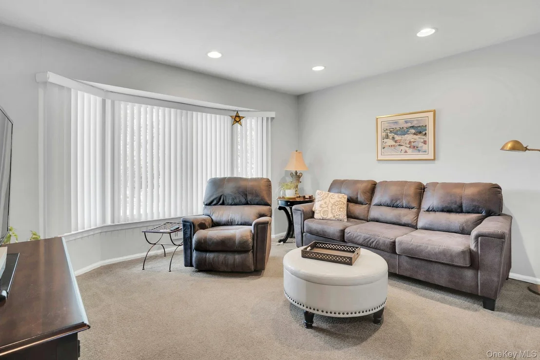 Photo of 43 Genesee Drive