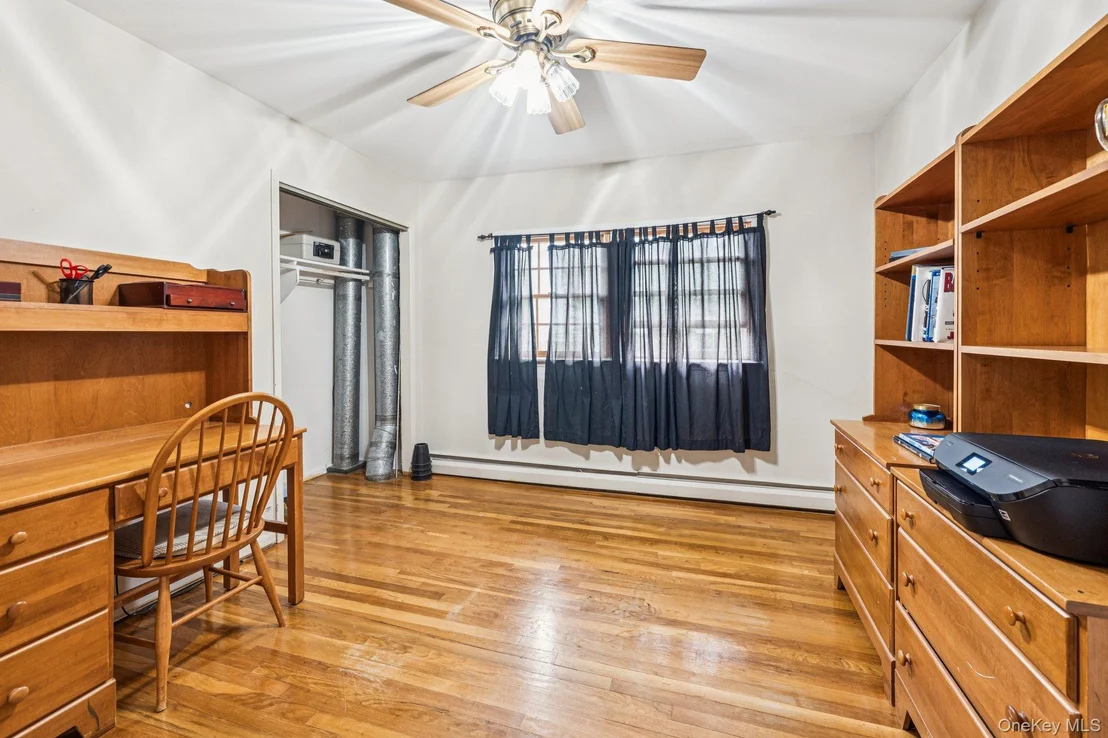 Photo of 9 Princeton Drive