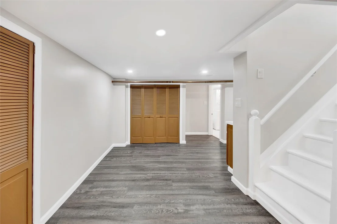 Photo of 21 Irving Street