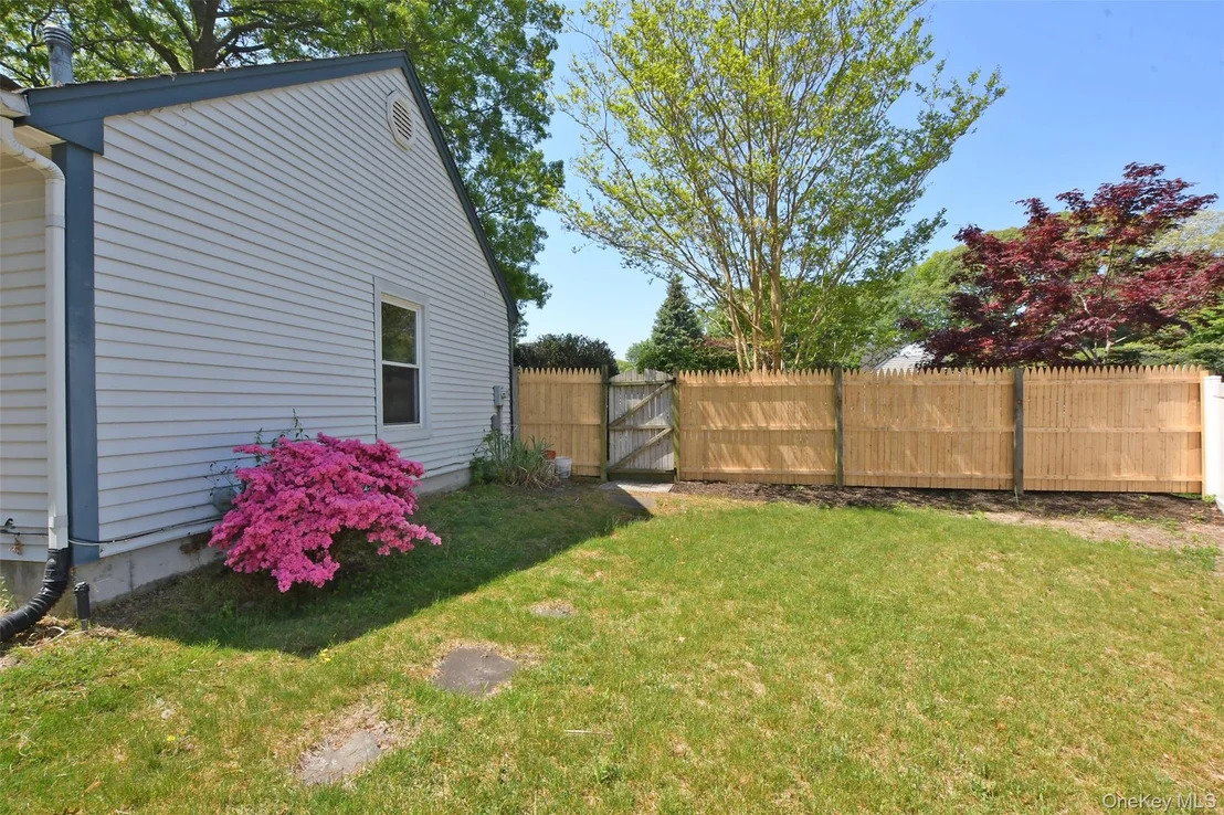 Photo of 1 Gregg Lane