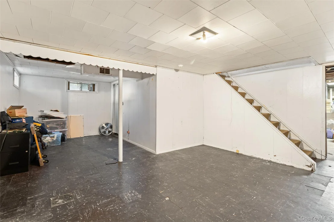 Photo of 1643 Pine Acres Boulevard