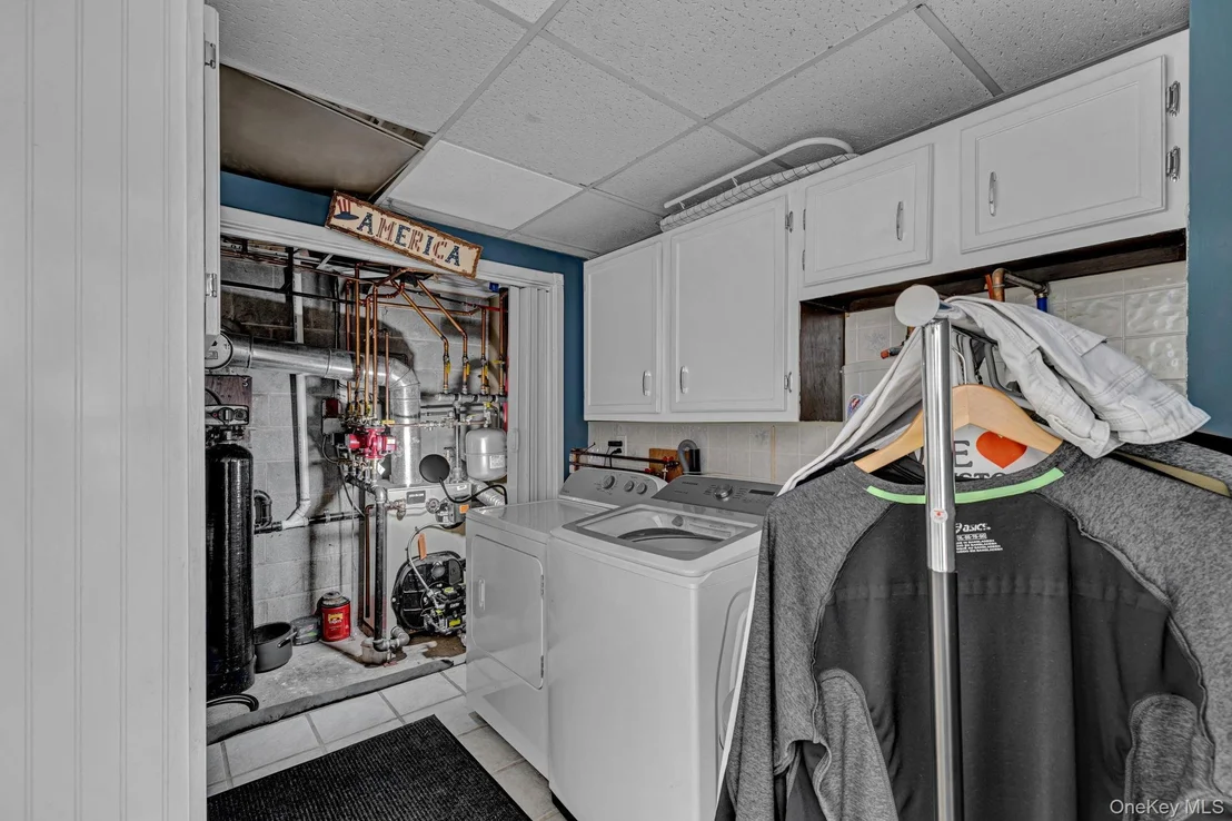 Photo of 128 Kentview Drive