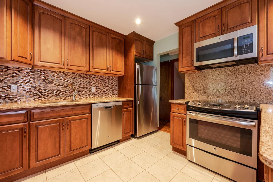 Photo of 1158 Lorraine Drive