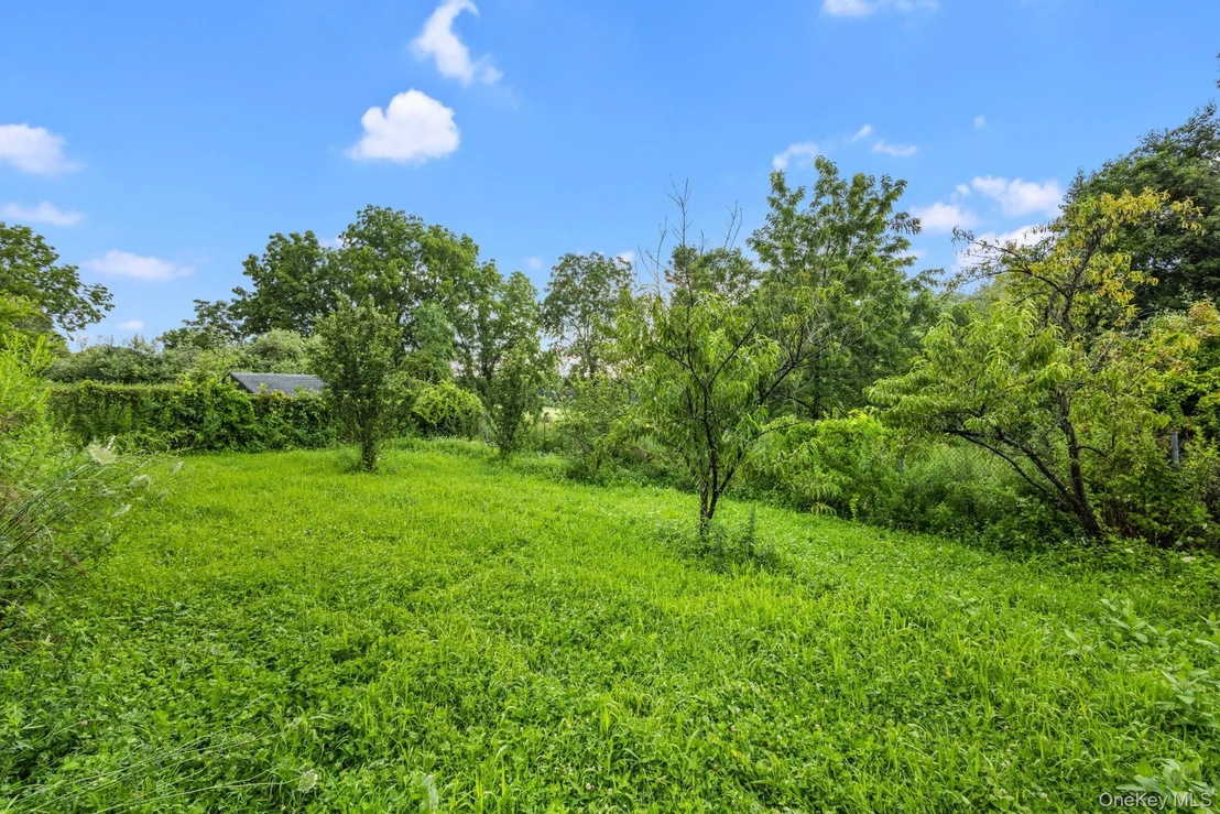 Photo of 75 Sunset Drive