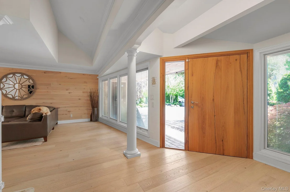 Photo of 33 Nancy Boulevard