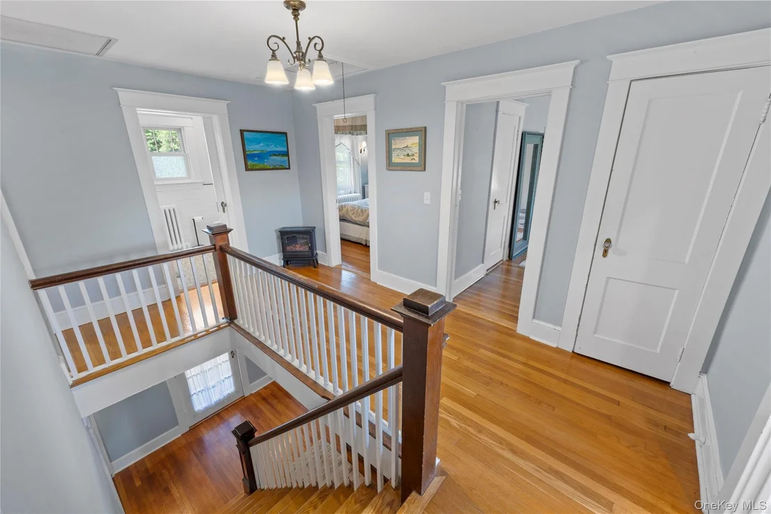 Photo of 119 Hubbard Avenue