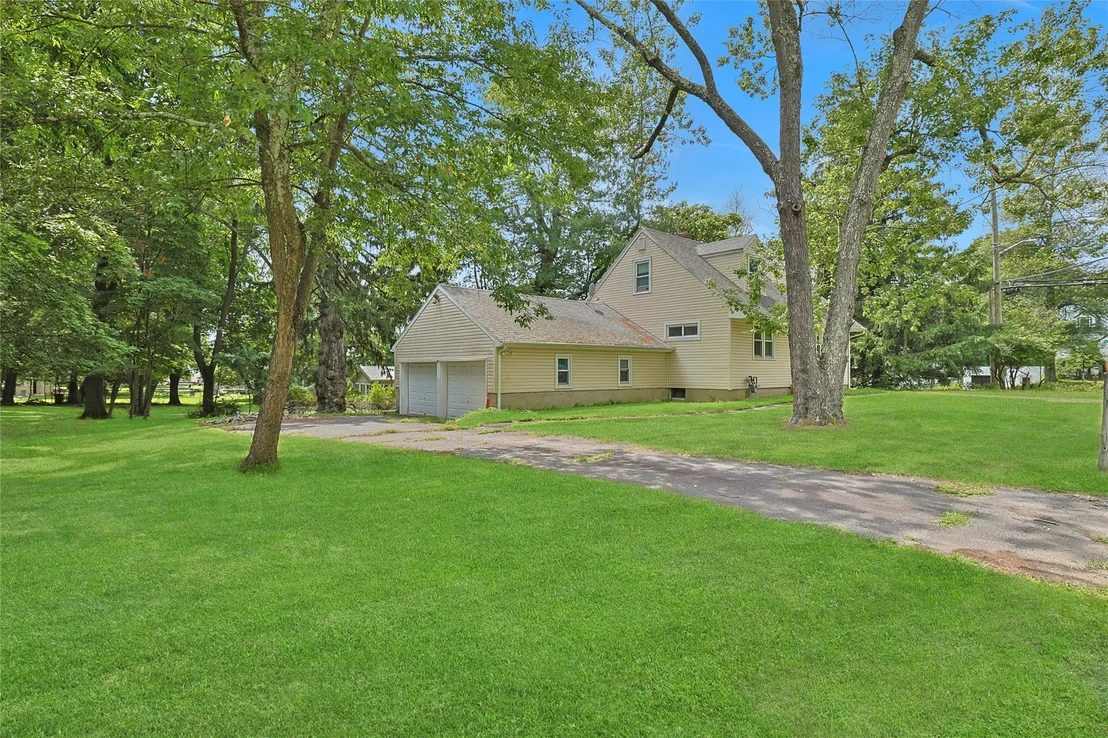 Photo of 2 Andrew Drive