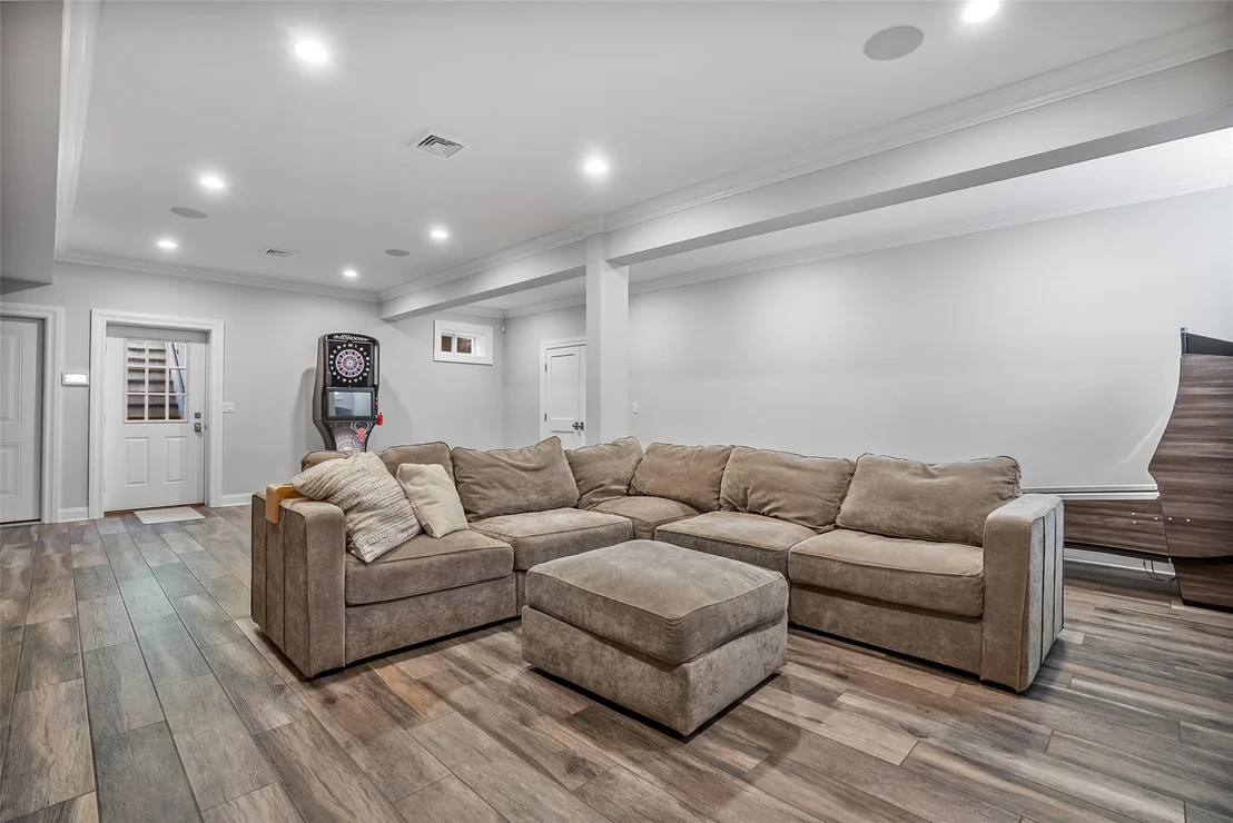 Photo of 63 Florence Avenue