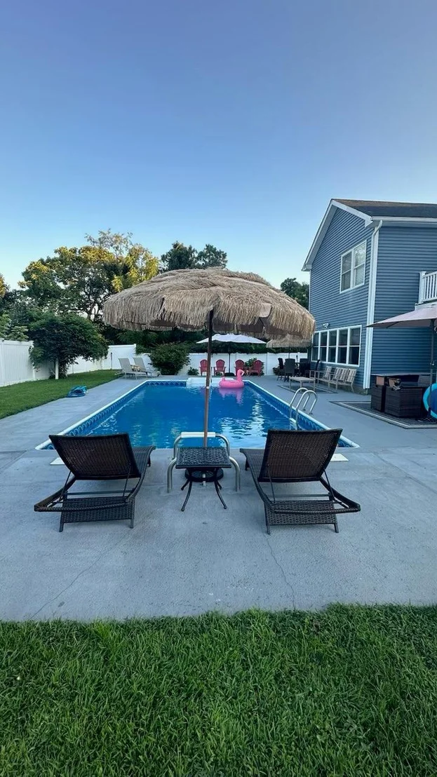 Photo of 7 Redpine Drive