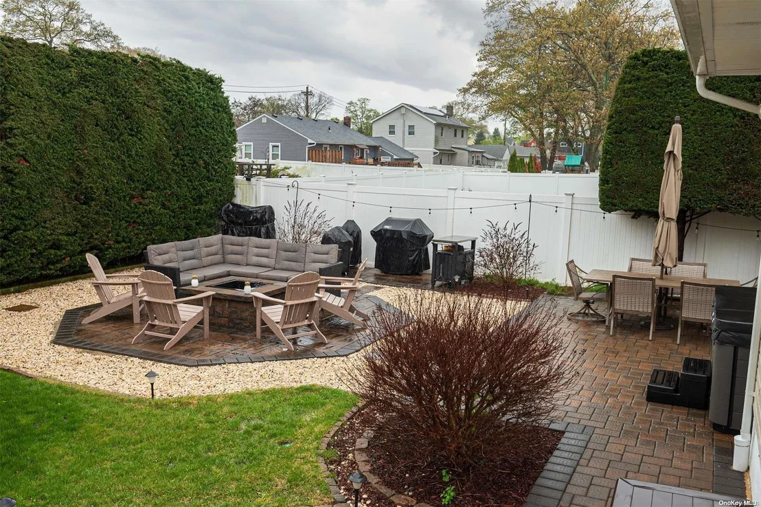 Photo of 350 Aster Road