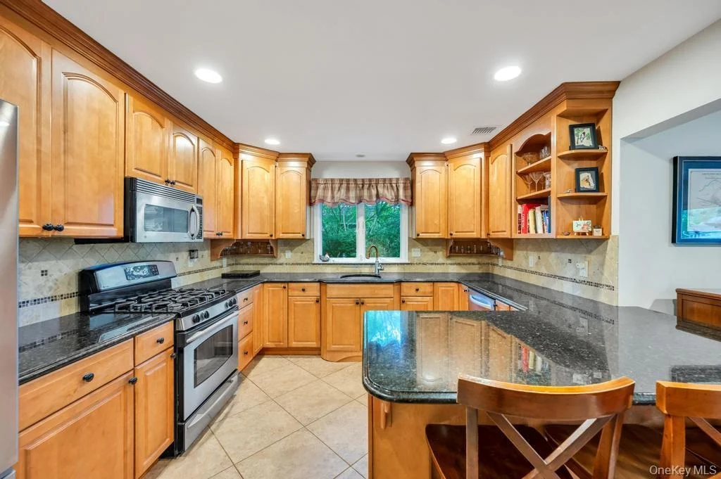 Photo of 75 Elm Avenue