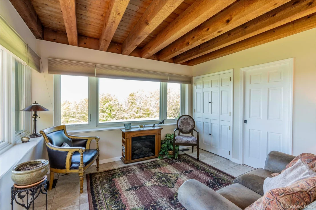 Photo of 115 N Smith Road