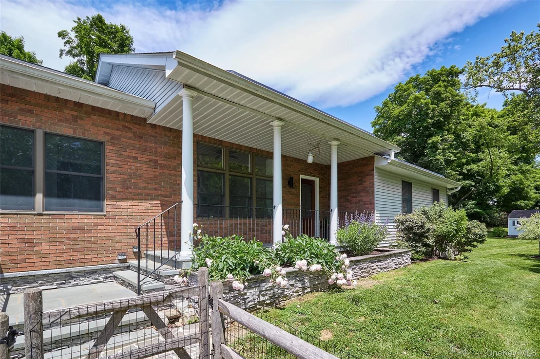 Photo of 37 Mansion Drive