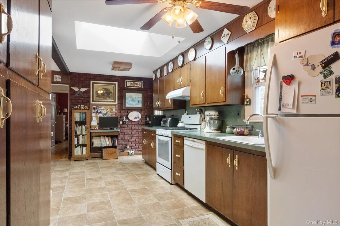 Photo of 284 Ohaire Road
