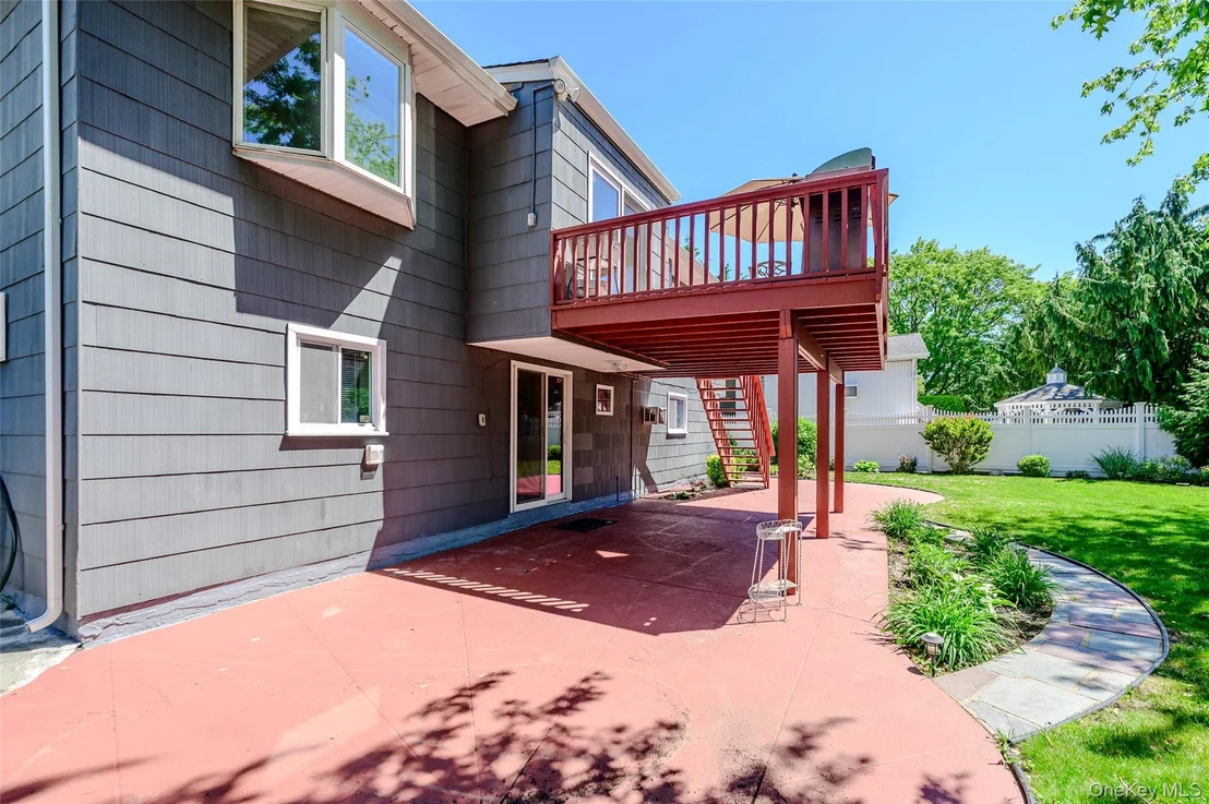 Photo of 491 Bunker Drive