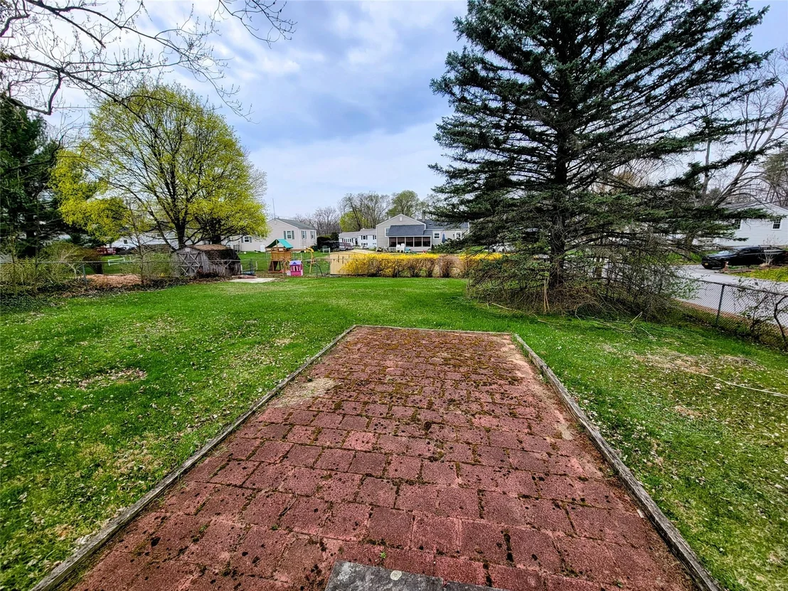 Photo of 1 Jefferson Road