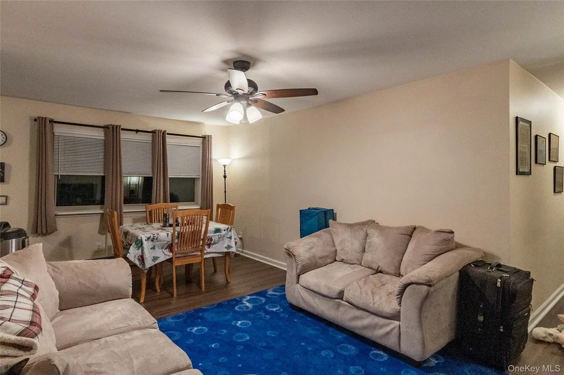 Photo of Unit 9B at 2449 F Union Boulevard