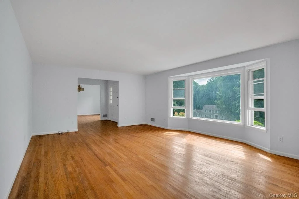 Photo of 6 Birch Grove Drive