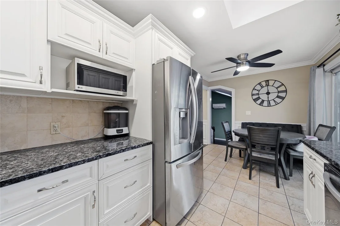Photo of 32 Beachwood Drive