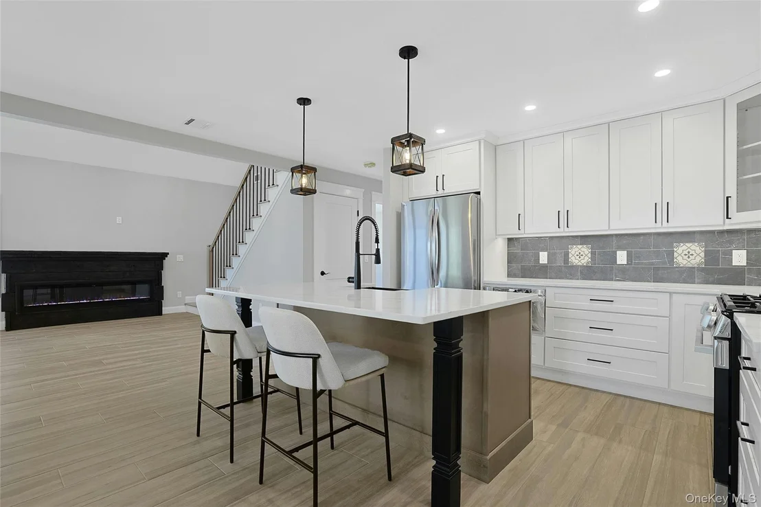 Photo of 74 Beach Road