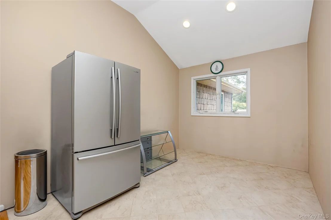 Photo of 1340 Spur Drive S