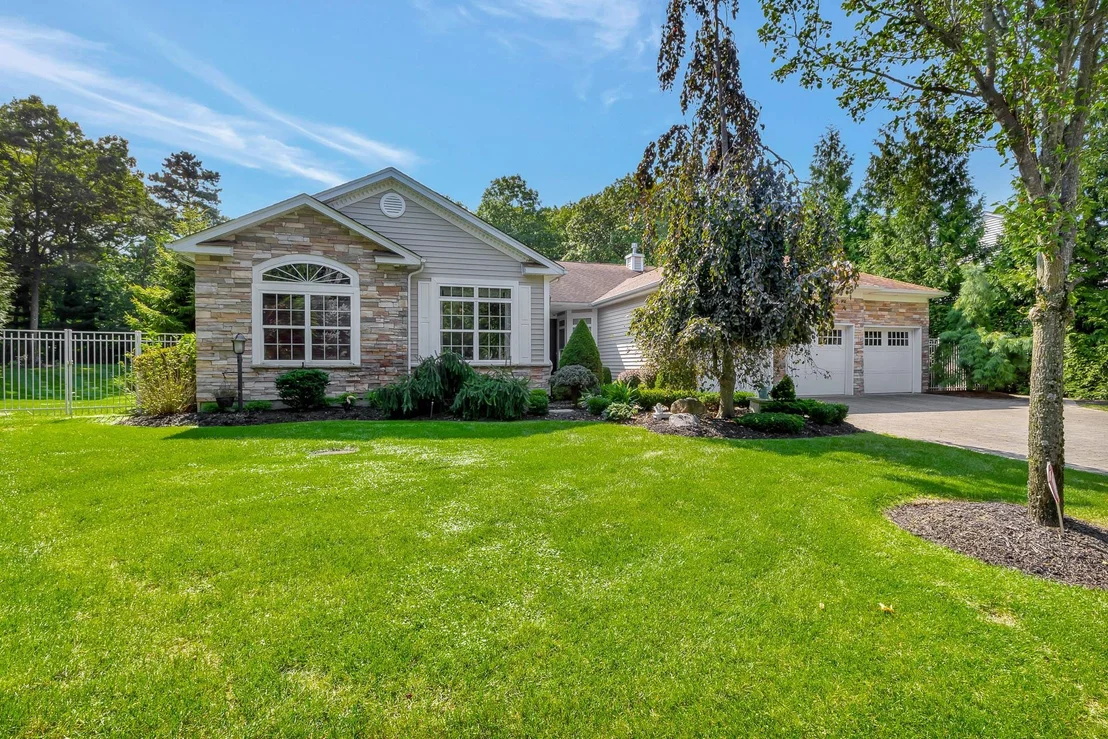 Photo of 52 Monterrey Drive