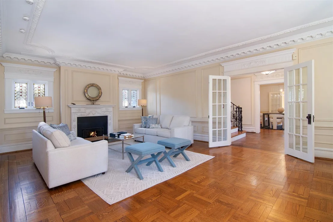 Photo of 400 Highbrook Avenue