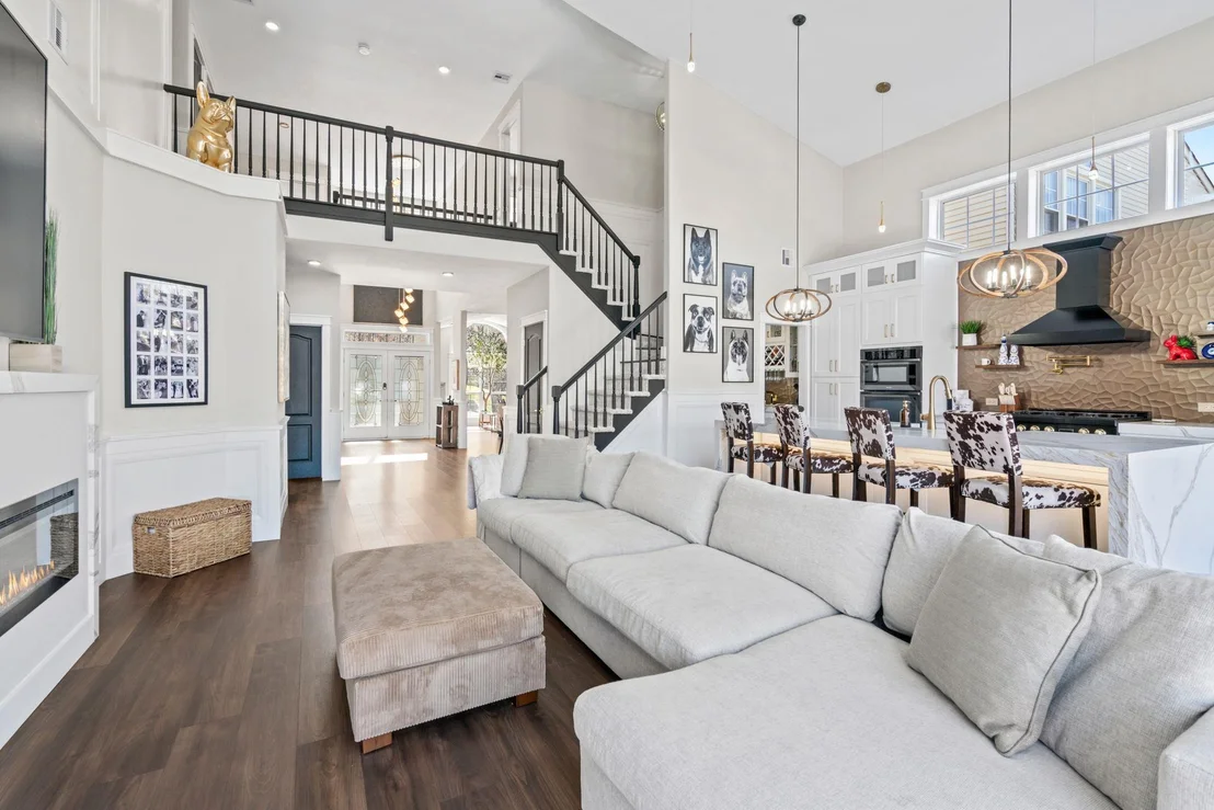 Photo of 9 Hamlet Drive
